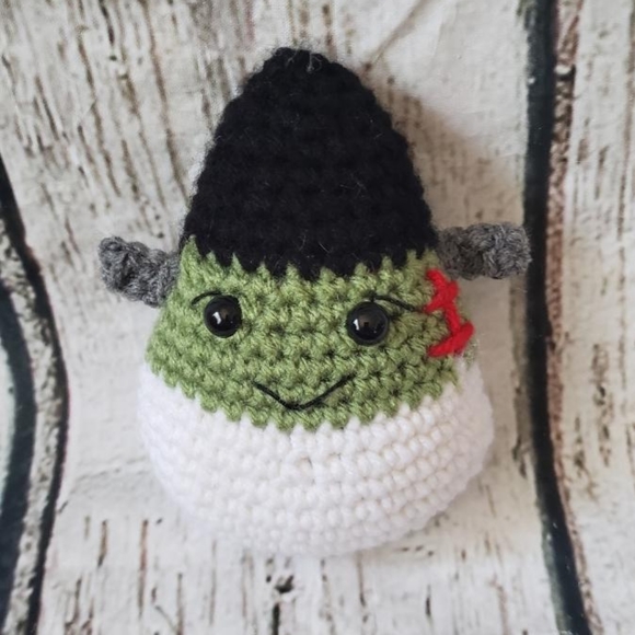 Crochet Frankenstein Candy Corn Decor - Picture 6 of 9